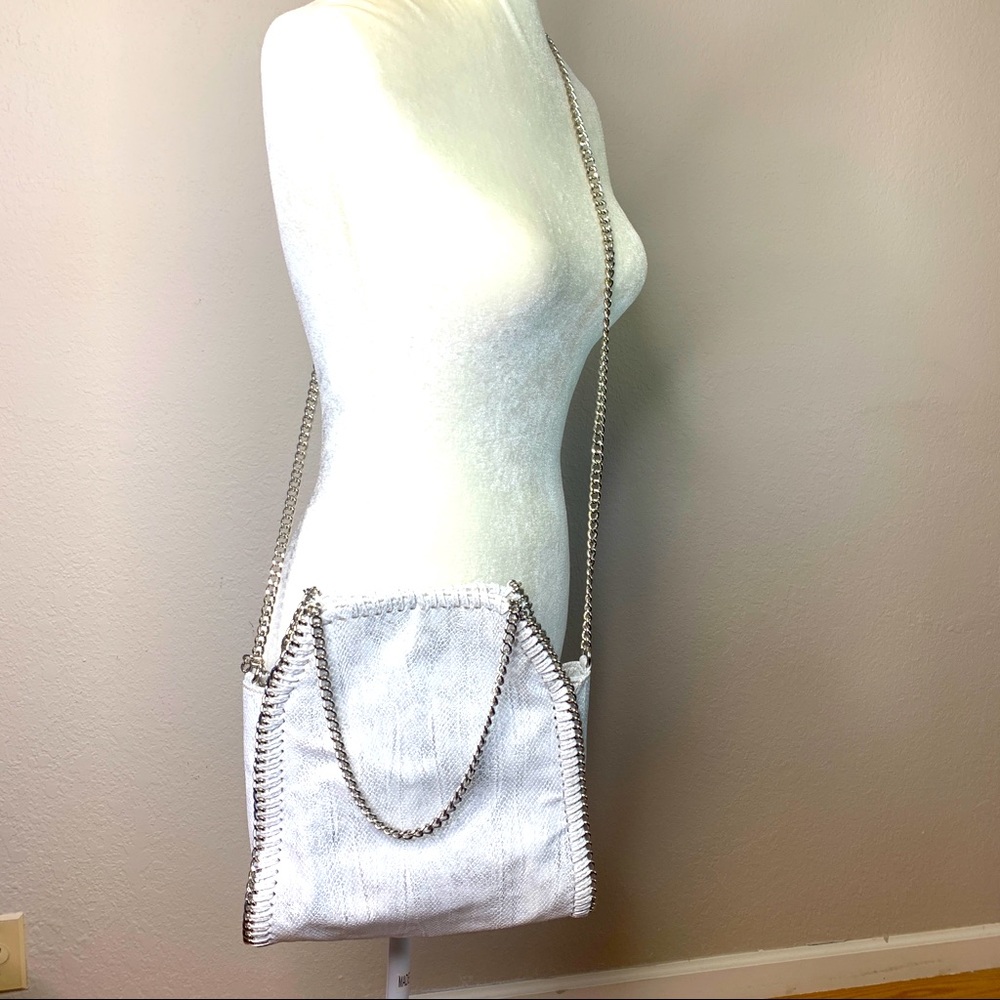 INZI faux leather chain bag with pouch